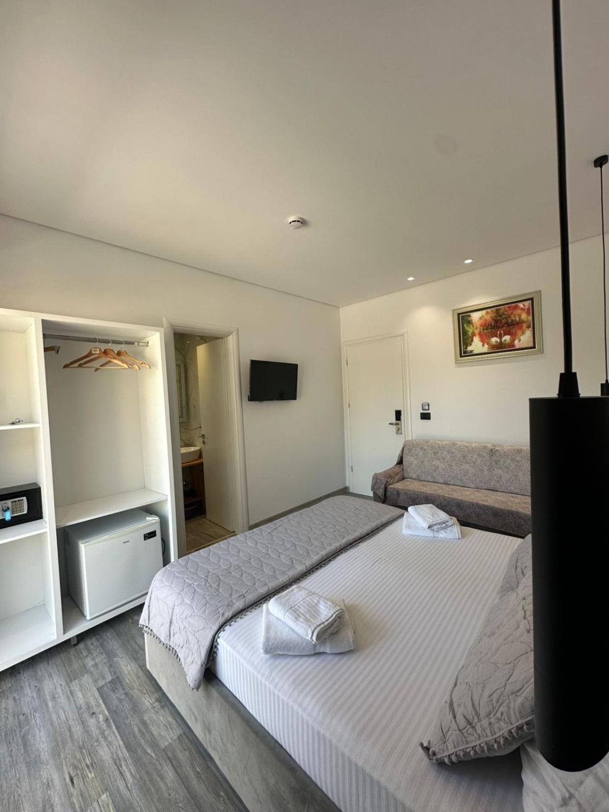 Luxury Villa Alisja Sarande With Private Beach Dış mekan fotoğraf