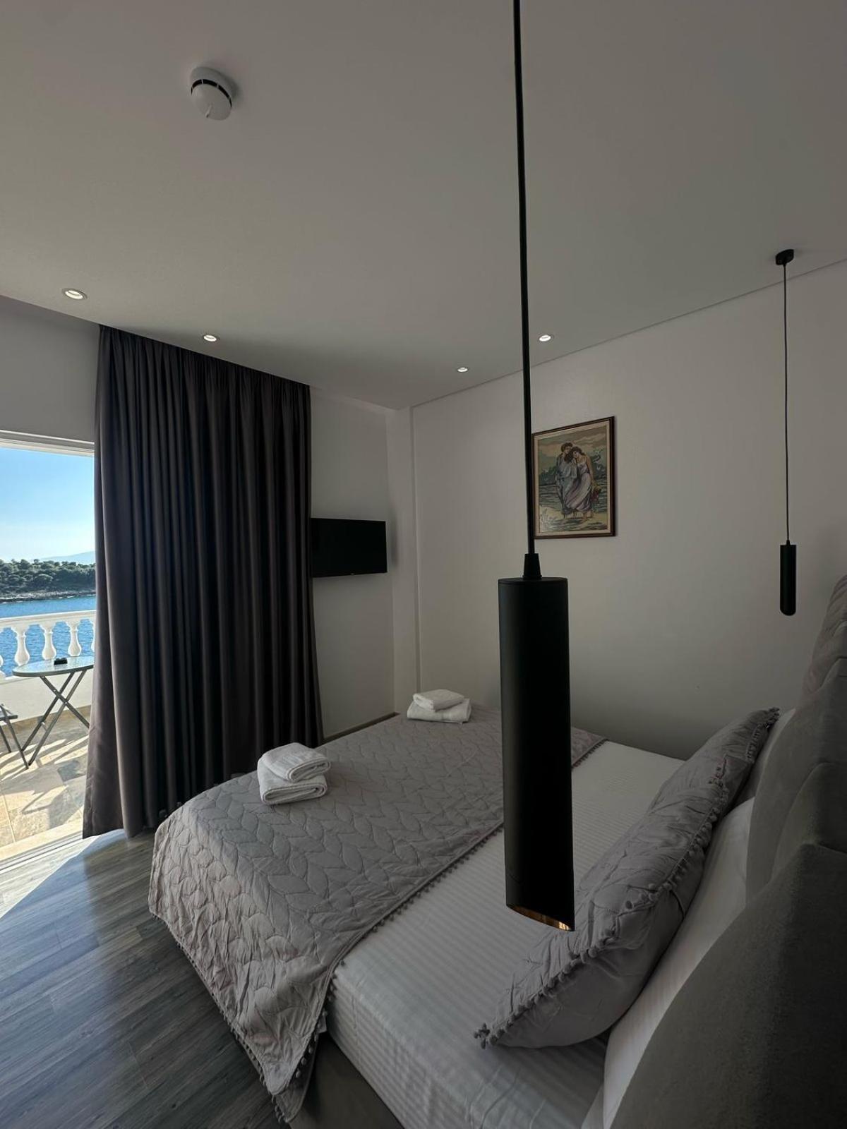 Luxury Villa Alisja Sarande With Private Beach Dış mekan fotoğraf