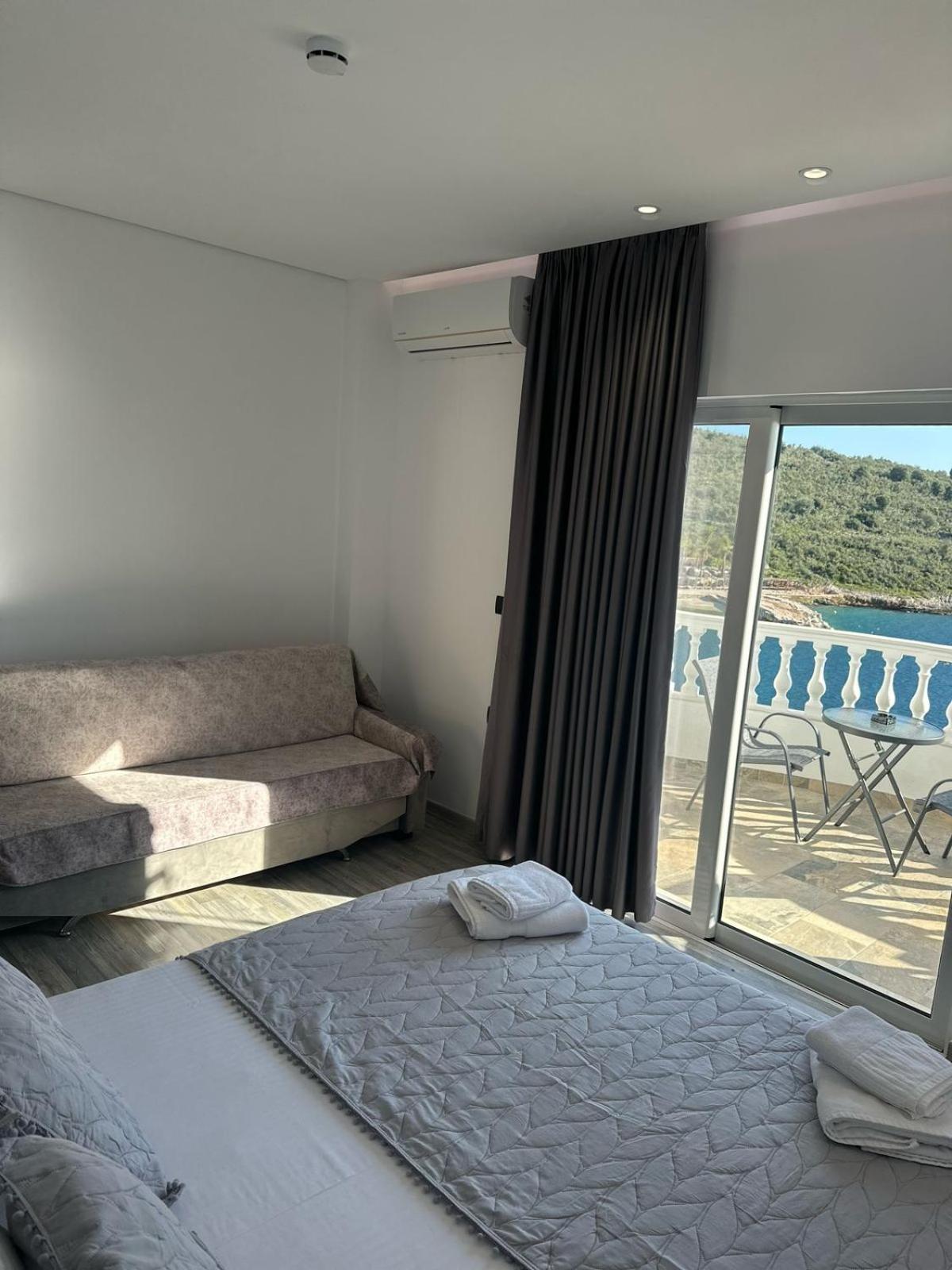Luxury Villa Alisja Sarande With Private Beach Dış mekan fotoğraf