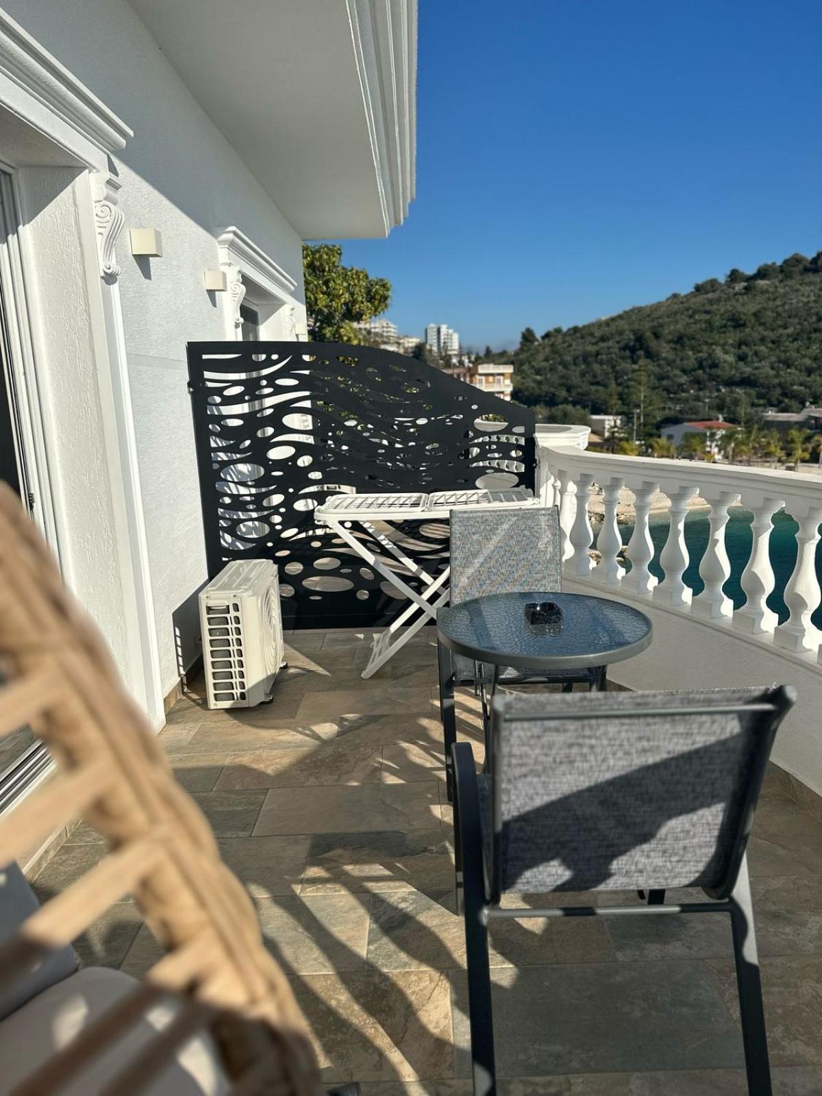 Luxury Villa Alisja Sarande With Private Beach Dış mekan fotoğraf