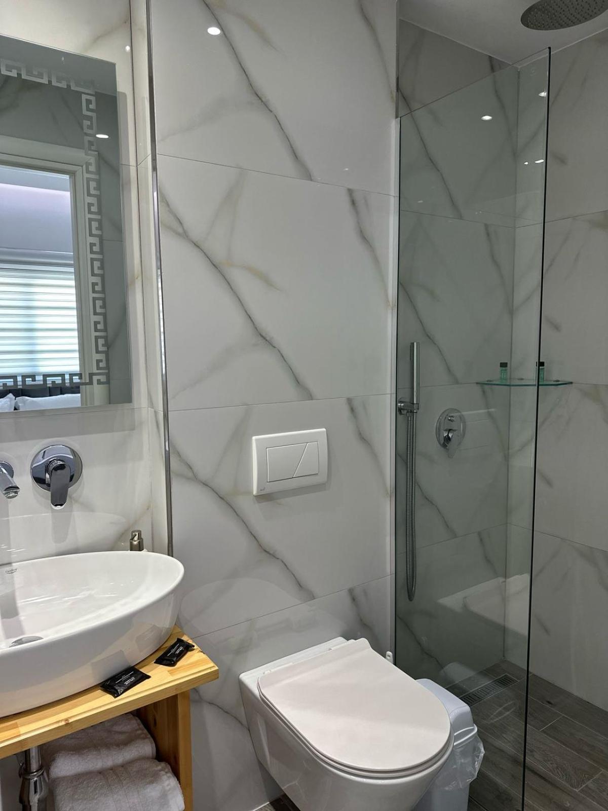Luxury Villa Alisja Sarande With Private Beach Dış mekan fotoğraf