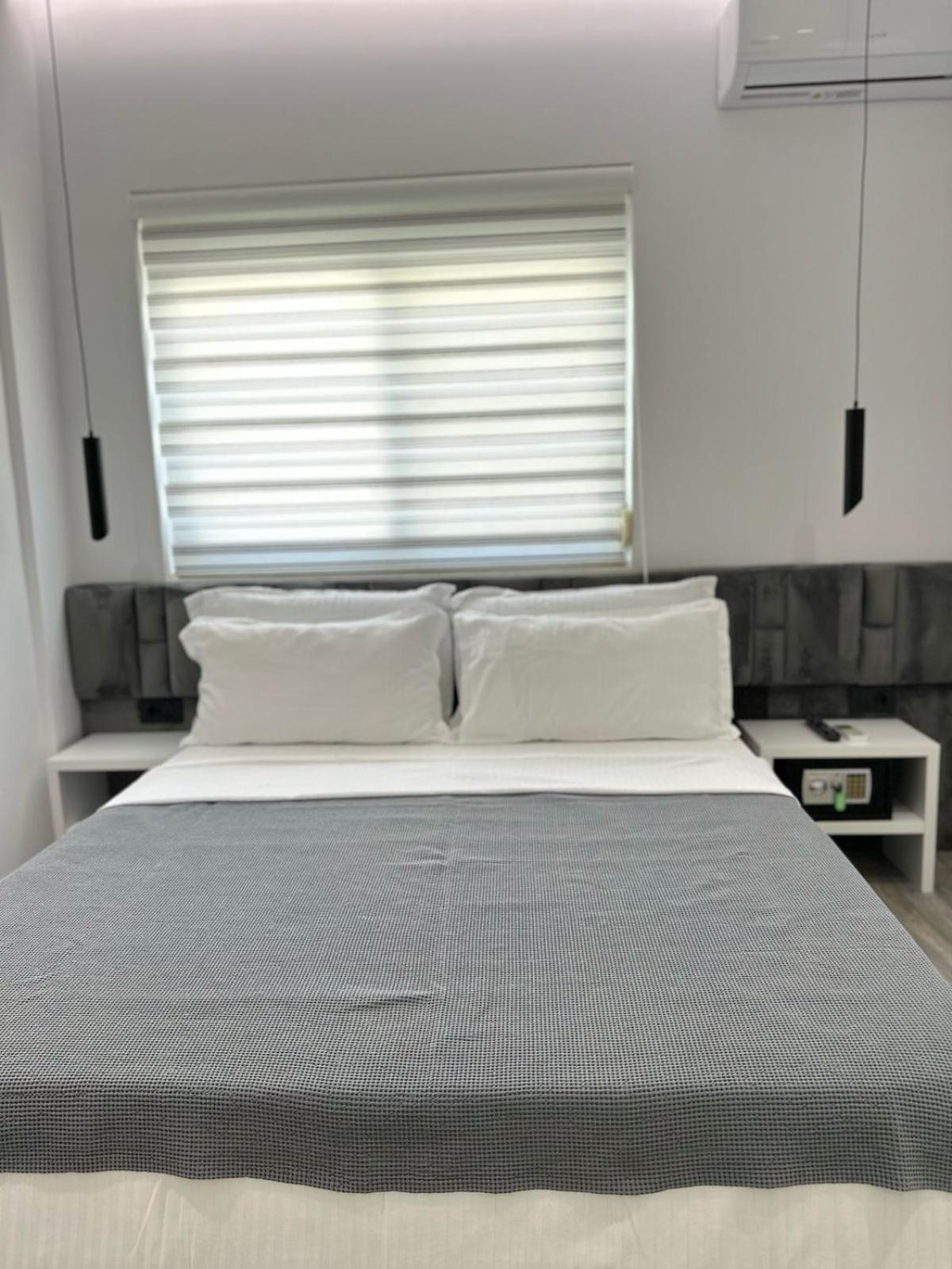 Luxury Villa Alisja Sarande With Private Beach Dış mekan fotoğraf