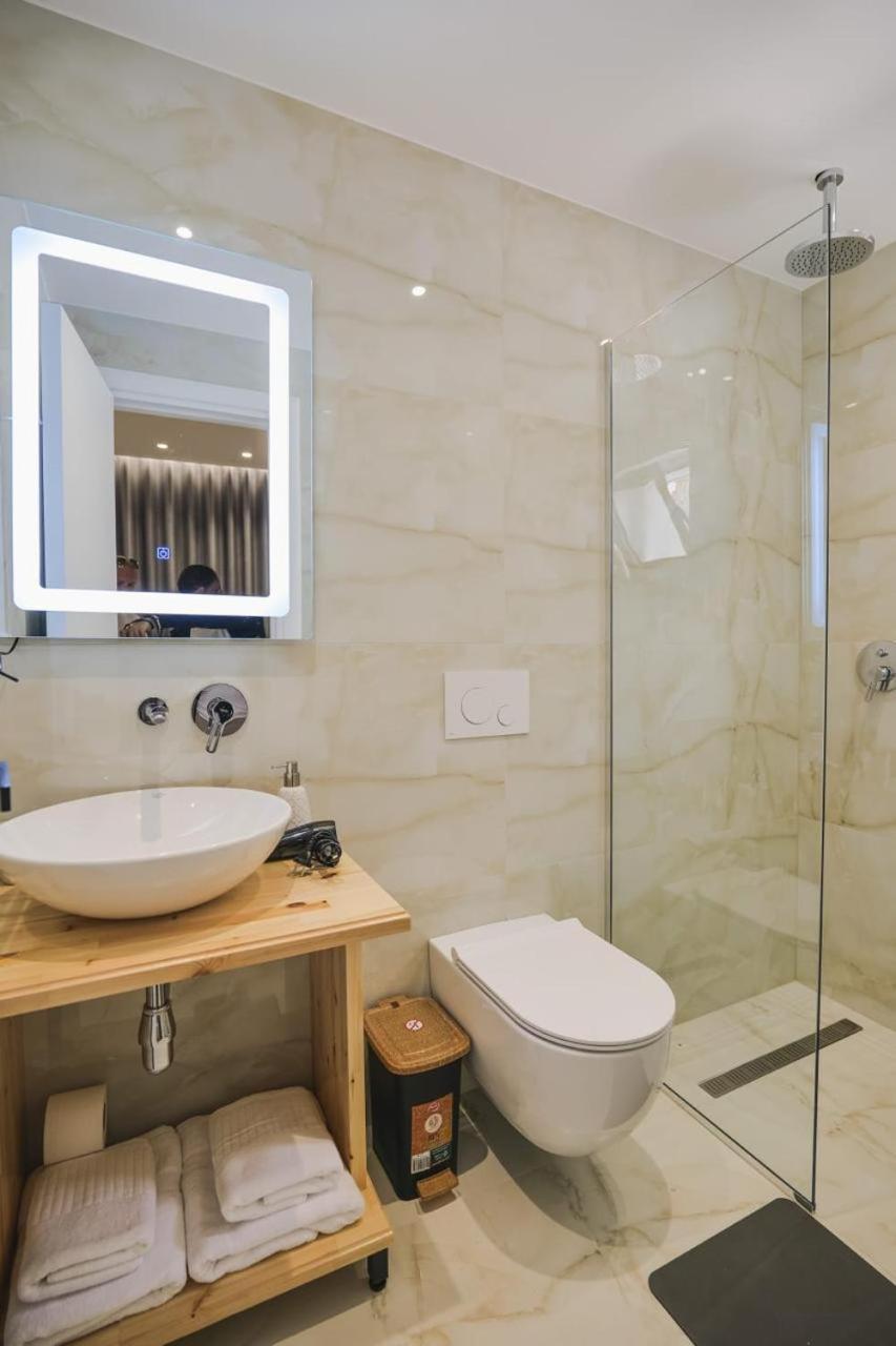 Luxury Villa Alisja Sarande With Private Beach Dış mekan fotoğraf
